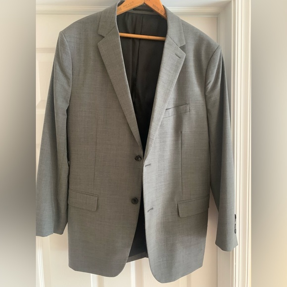 Theory Grey Suit Jacket Sz 44r (sleeve 34/35)